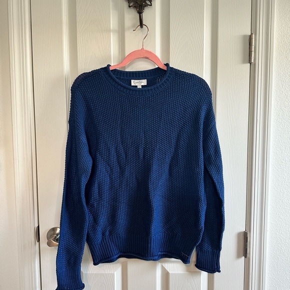 New with tags blue knit sweater - Picture 2 of 4